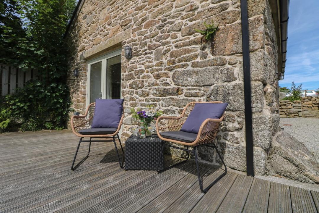 Photo of Patio Balcony in Helford Passage