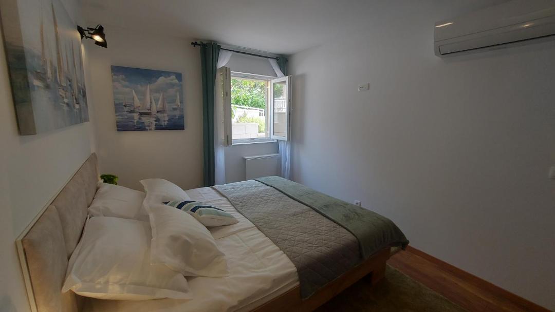 Photo of Bedroom in Maslinica