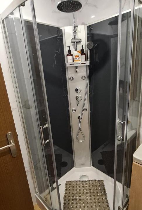 Photo of Others in Avallon