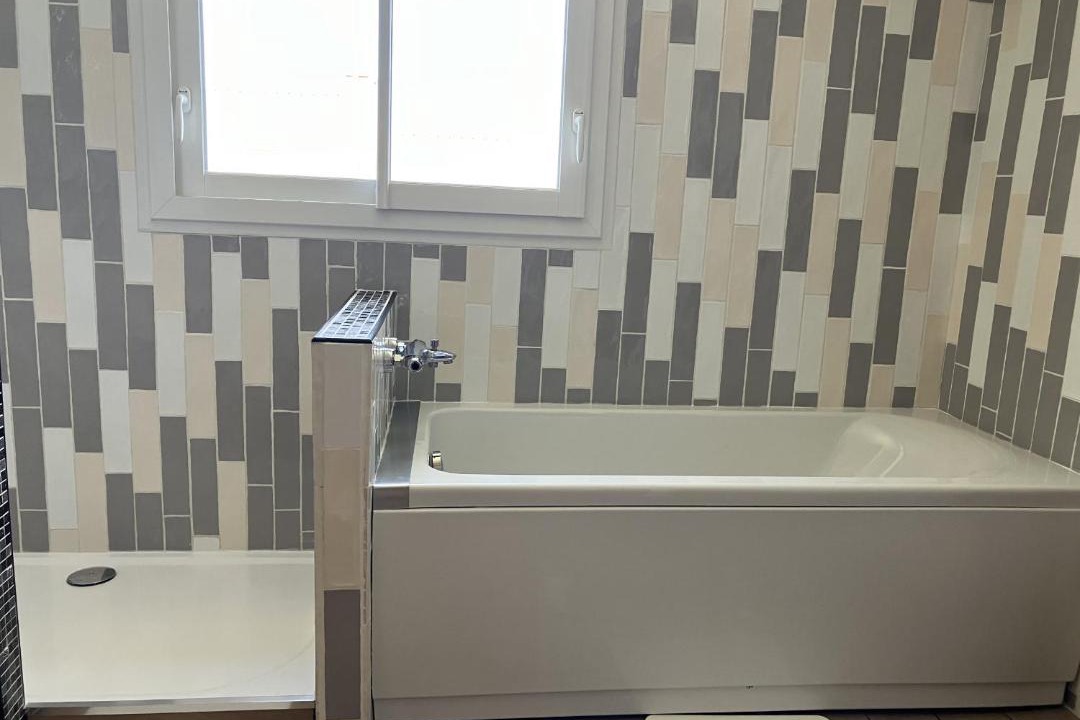 Photo of Bathroom in Louannec