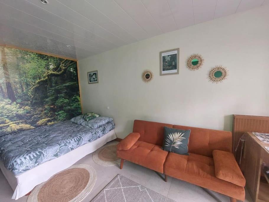 Photo of Others in Avallon