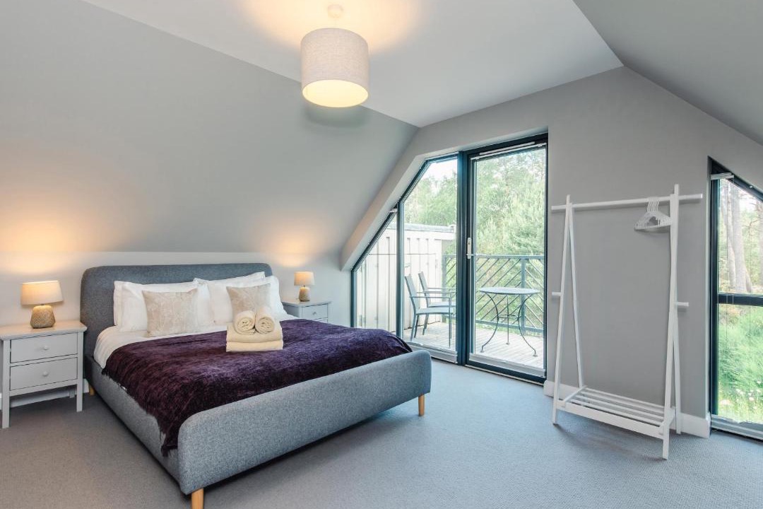 Photo of Others in Alvie