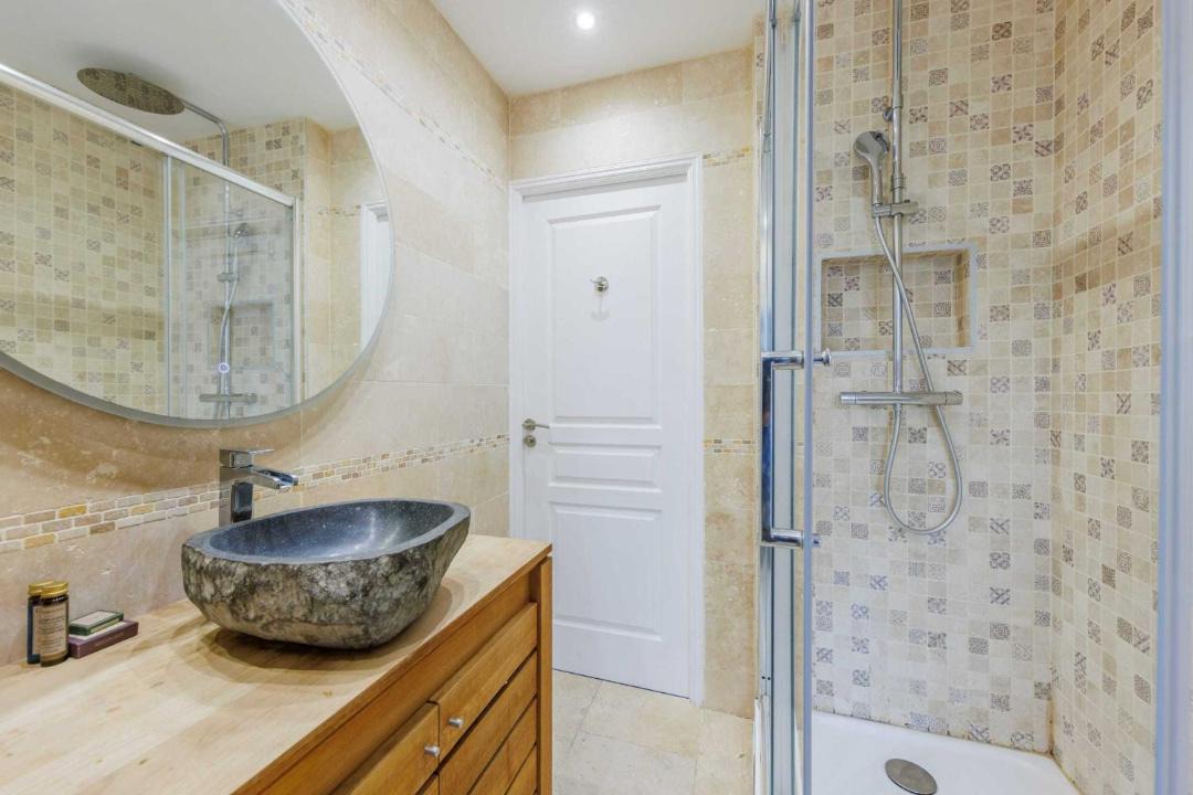 Photo of Bathroom in Saint-Mande
