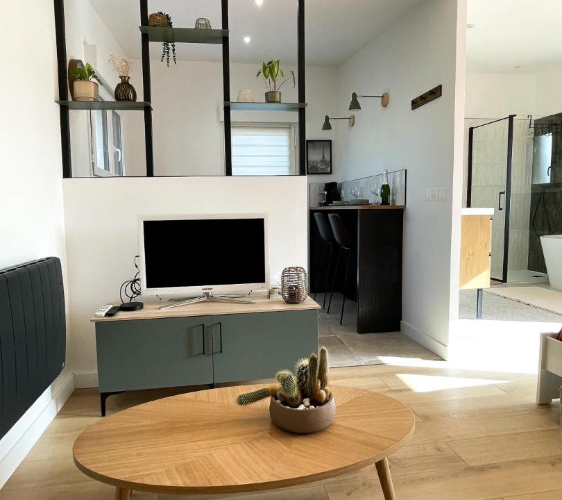 Photo of Others in Tessel