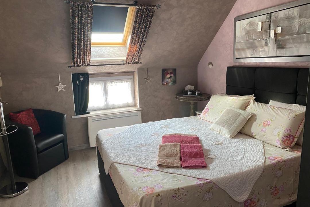 Photo of Others in La Heuniere