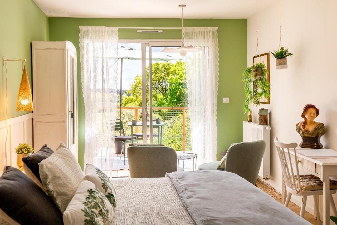 Photo of Others in Lehon