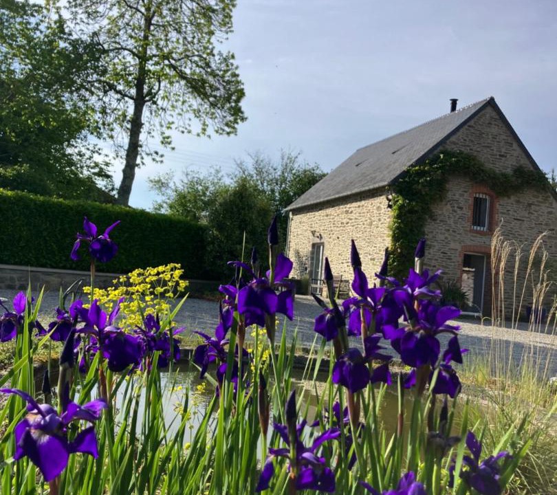 Photo of Others in Le Vast