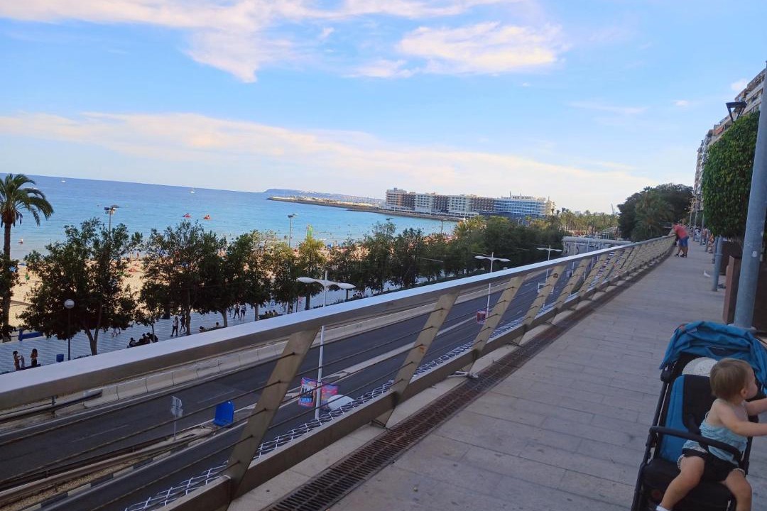 Photo of Others in Raval Roig