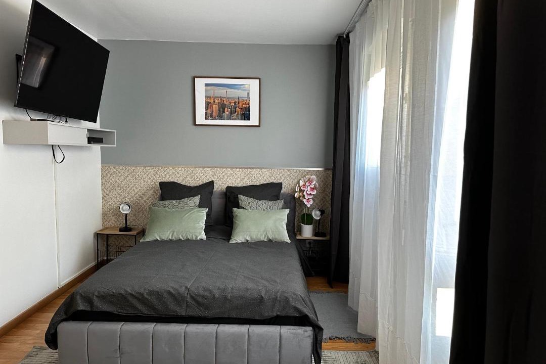 Photo of Others in Cergy