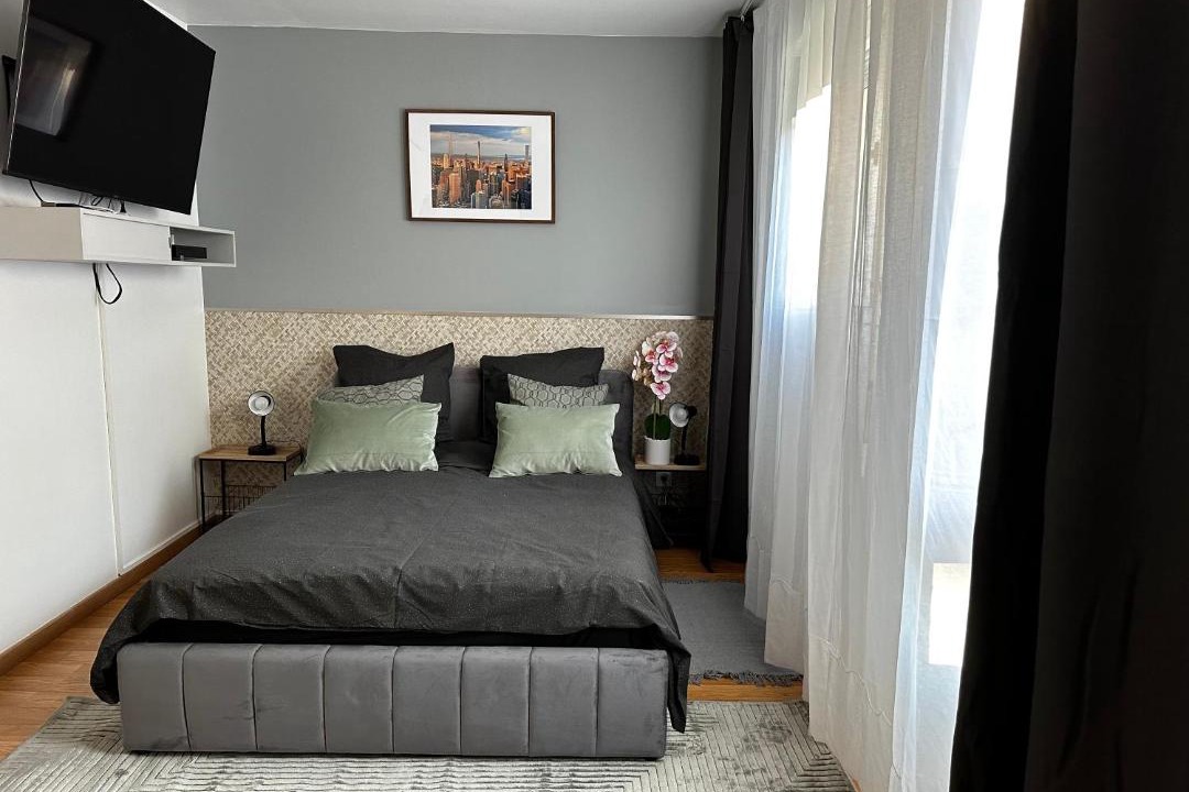 Photo of Others in Cergy