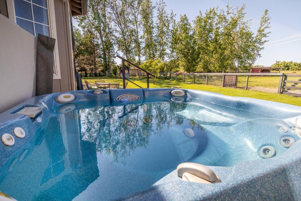 Photo of Others in Ellensburg