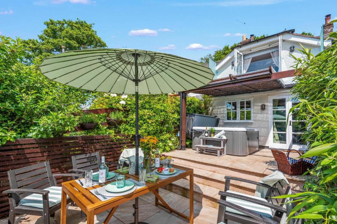 Photo of Others in Kenn