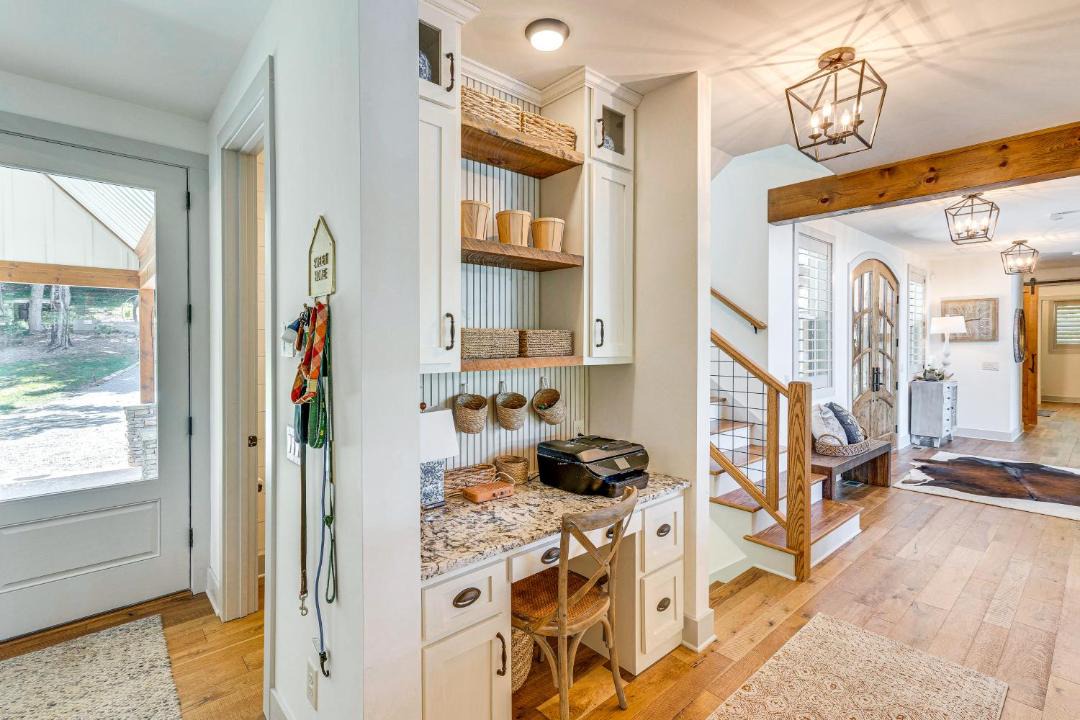 Photo of Others in Hiawassee