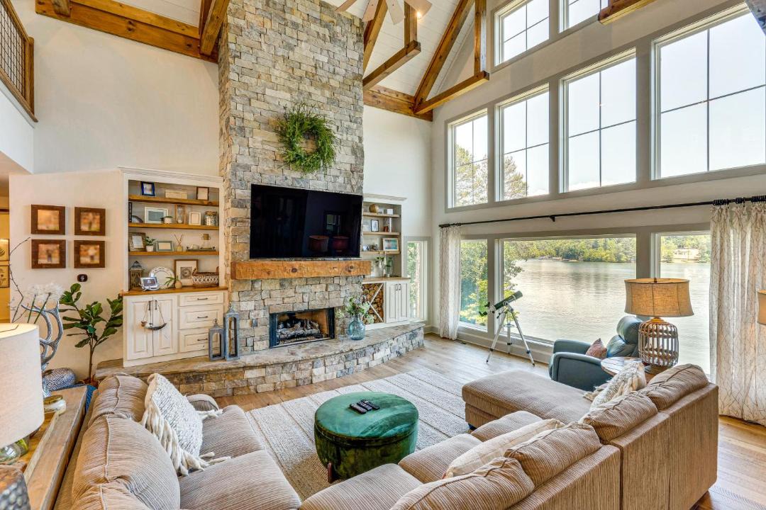 Photo of Others in Hiawassee