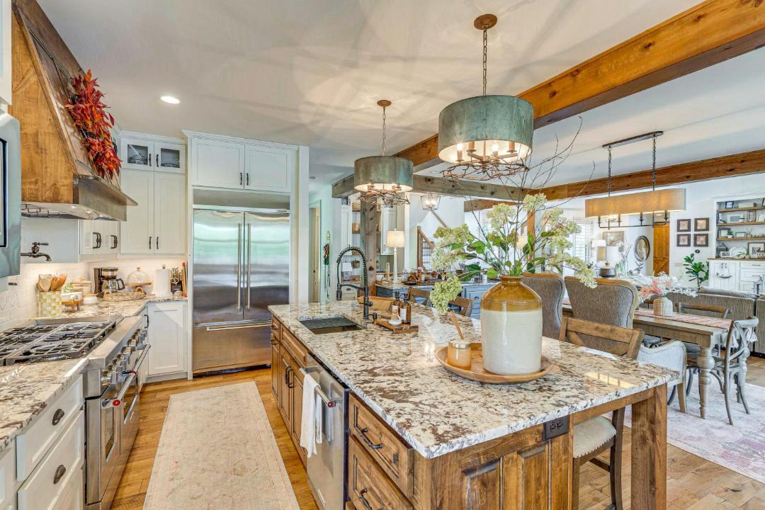 Photo of Others in Hiawassee