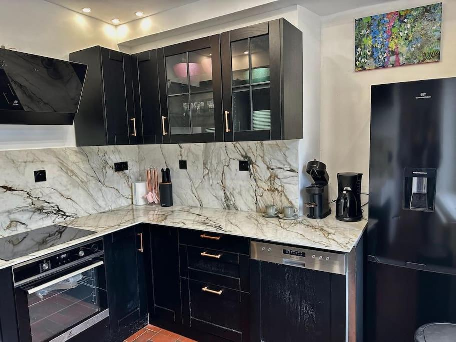 Photo of Others in Emanville