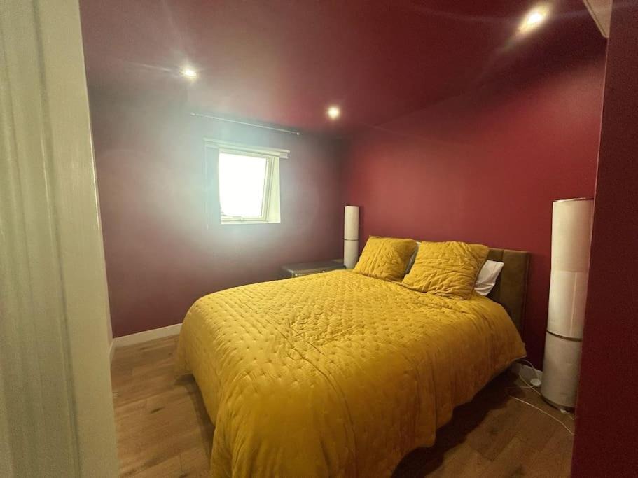 Photo of Others in Emanville