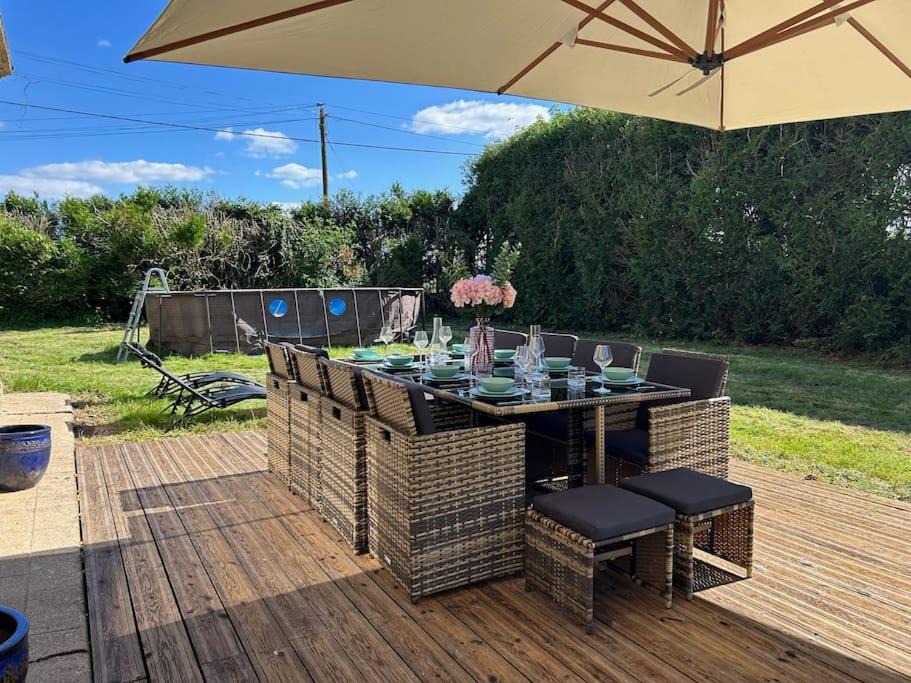 Photo of Others in Emanville