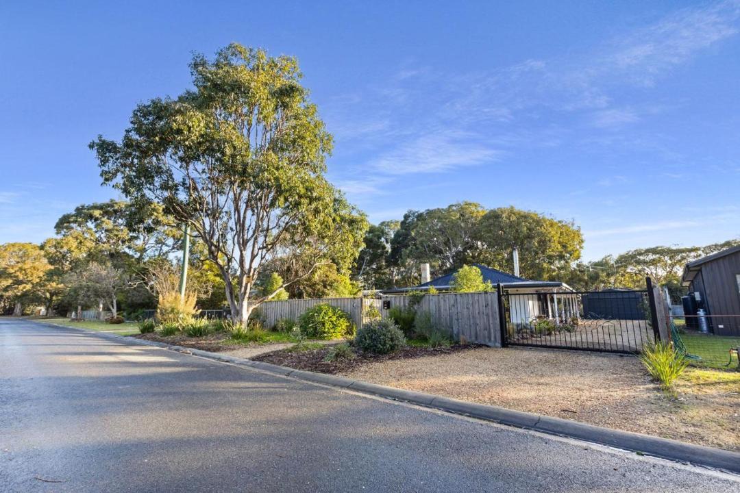 Photo of Others in Raymond Island