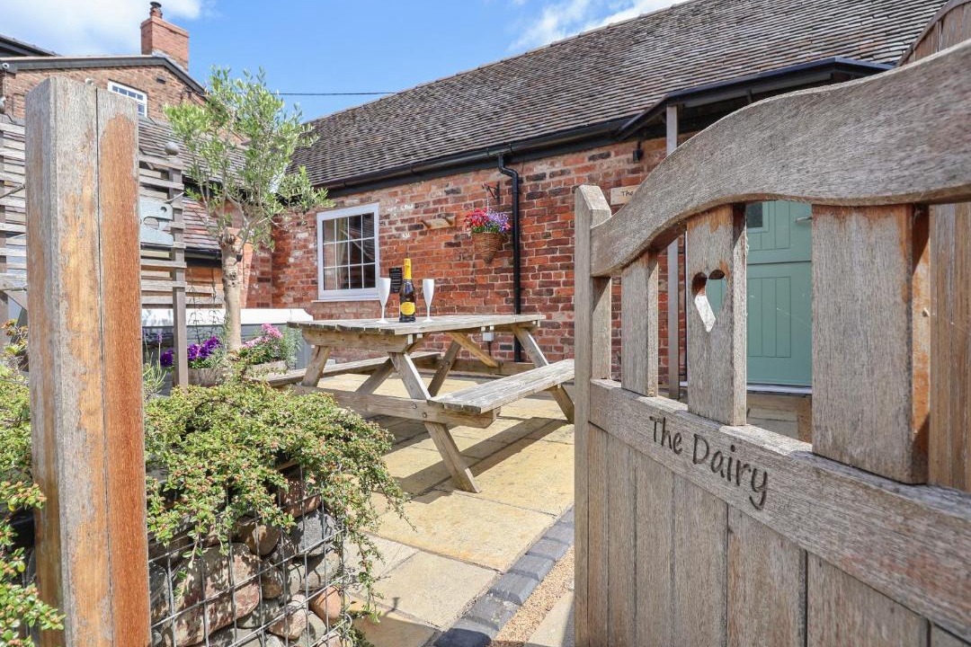 Photo of Others in Wimbolds Trafford