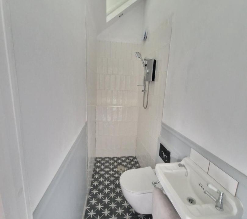 Photo of Others in Heath and Reach