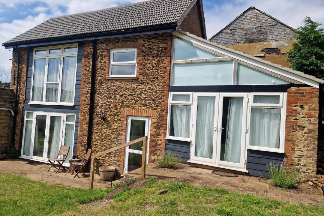 Photo of Others in Heath and Reach