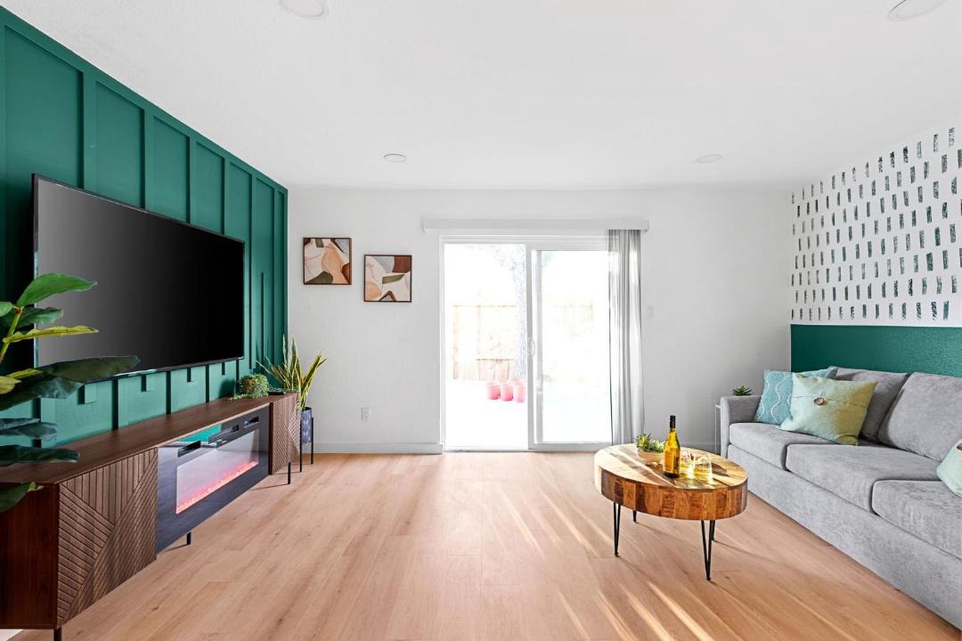 Photo of Livingroom in South Lamar