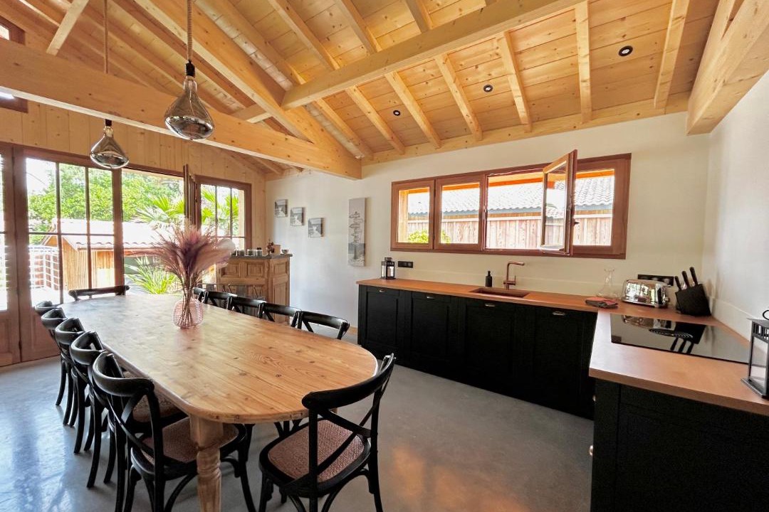 Photo of Others in Le Canon