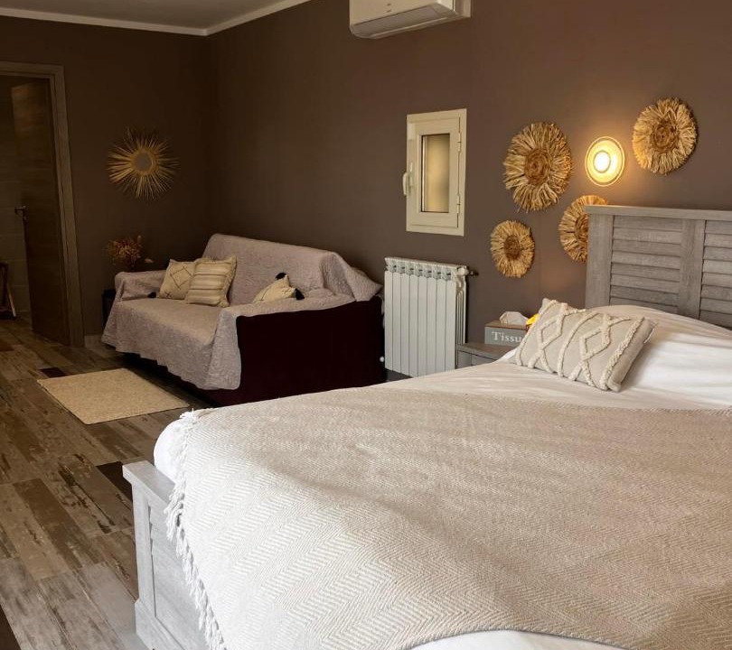 Photo of Others in Bezouce