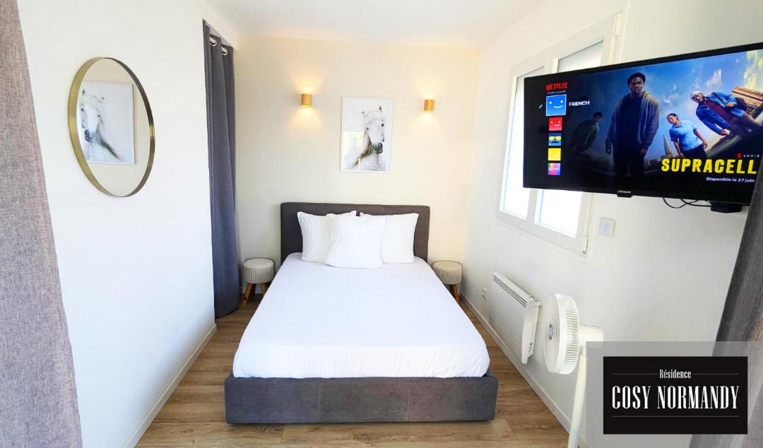 Photo of Others in Bois-Jerome-Saint-Ouen