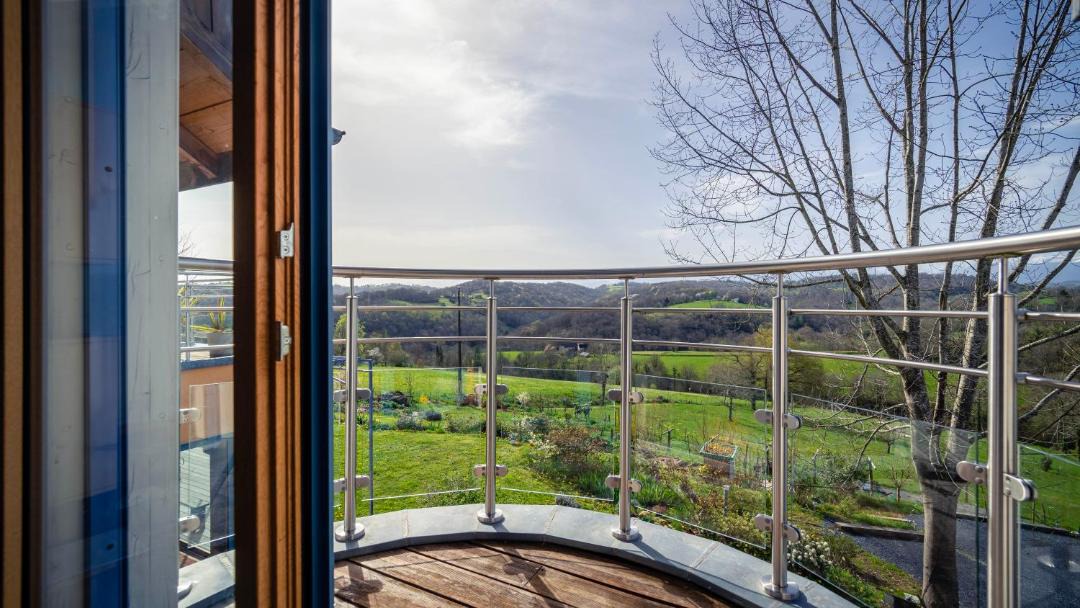 Photo of Others in Gelos