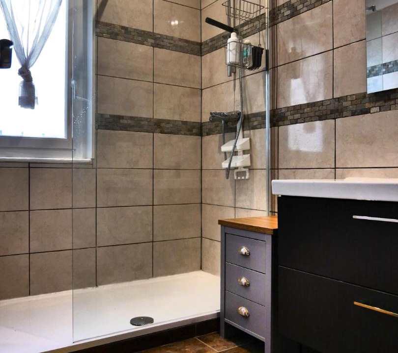 Photo of Bathroom in Saint-Laurent-d'Aigouze