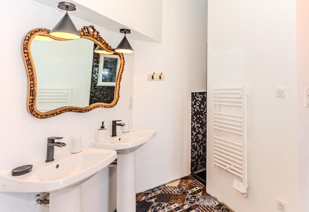 Photo of Bathroom in Lauzun