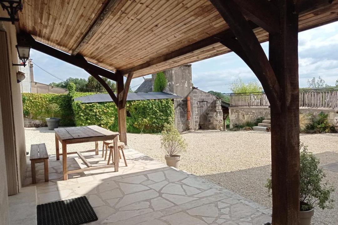 Photo of Others in Cravant-les-Coteaux