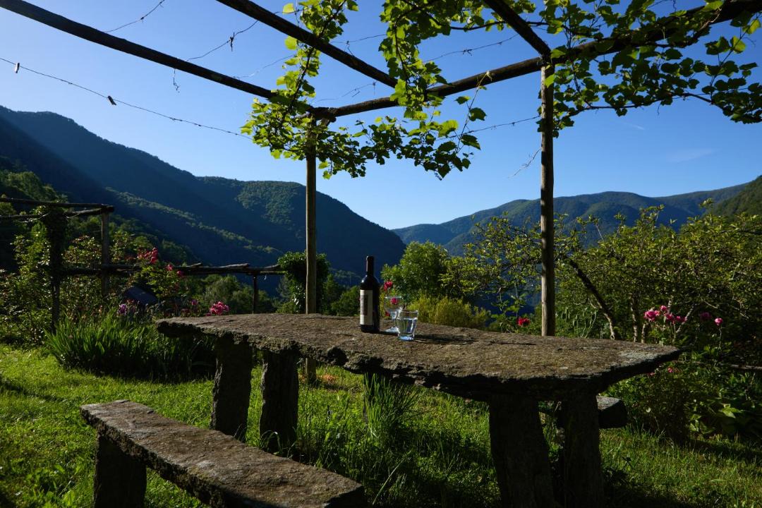 Photo of Others in Isorno