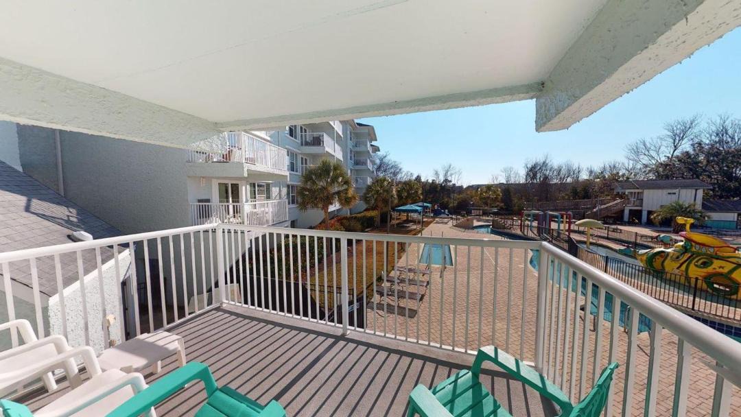 Photo of Patio Balcony in North Litchfield Beach