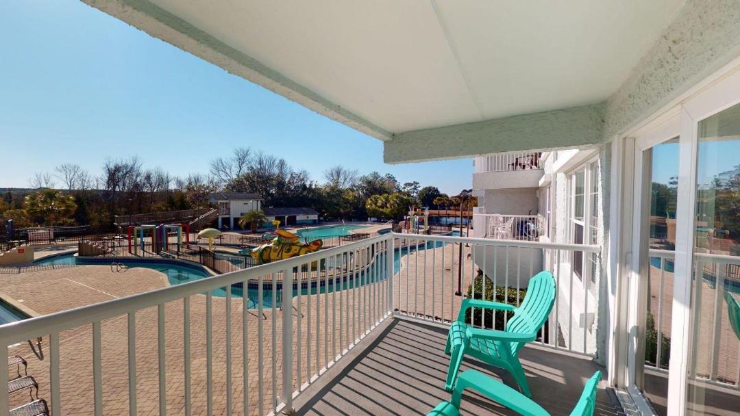 Photo of Patio Balcony in North Litchfield Beach