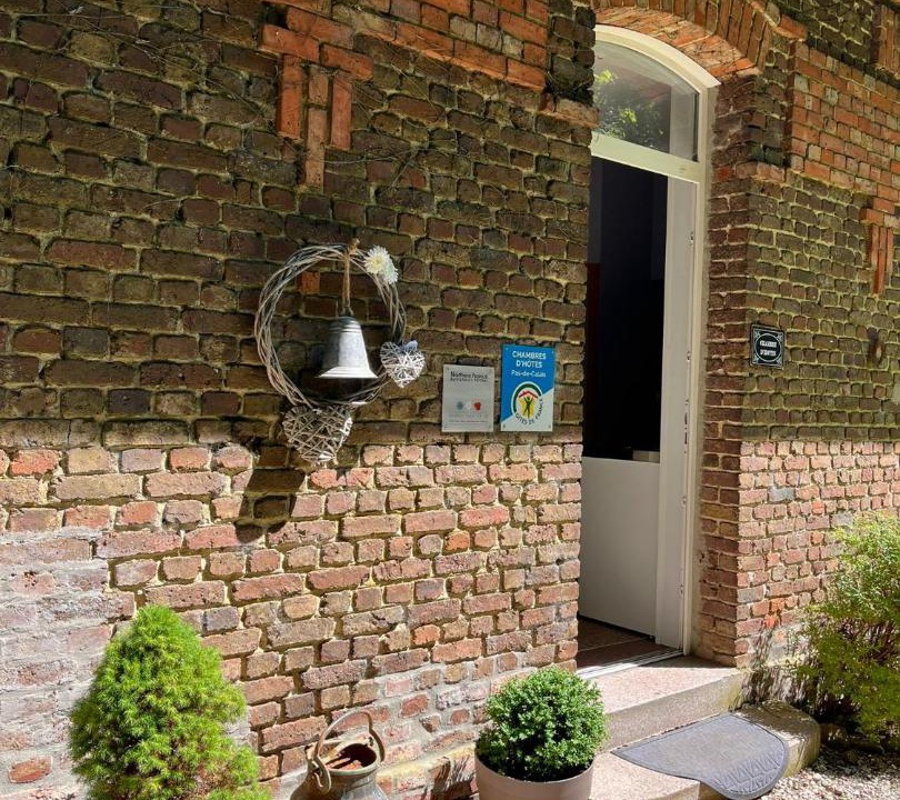 Photo of Others in Dury