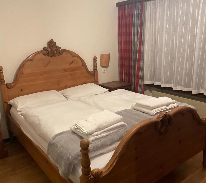 Photo of Bedroom in Taesch