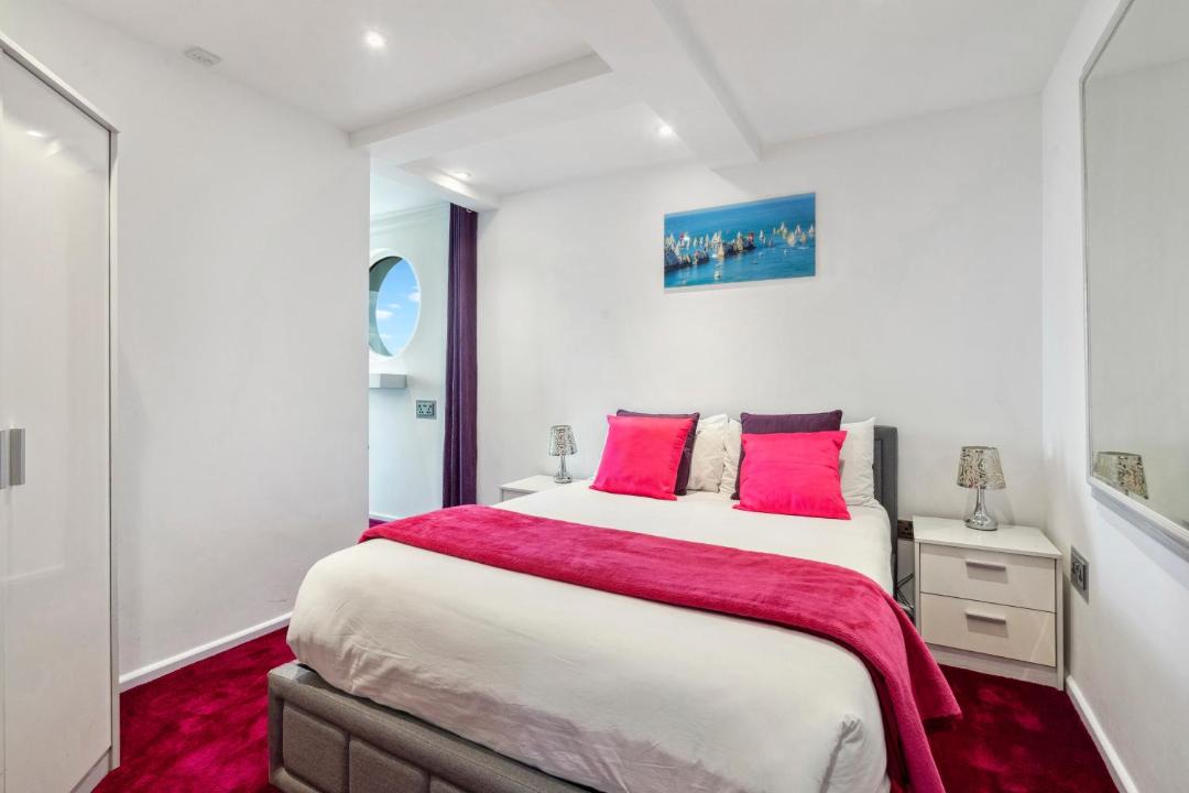 Photo of Others in Milford on Sea