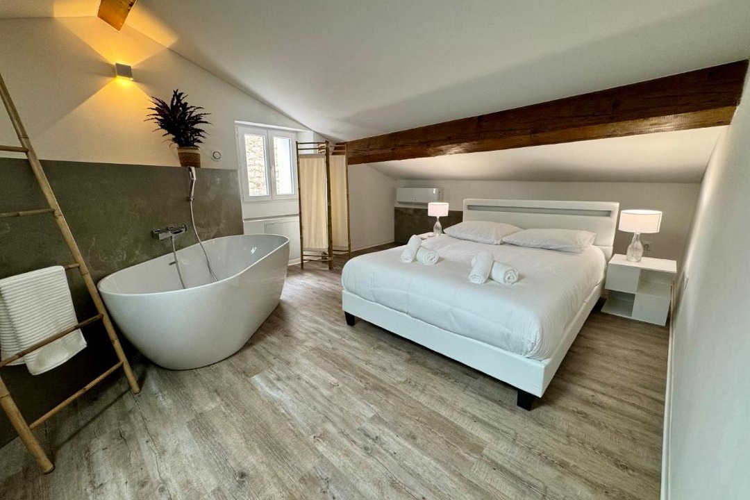 Photo of Others in Evisa