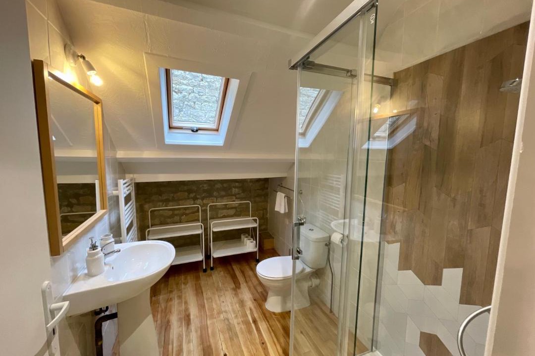 Photo of Bathroom in Saint-Come-du-Mont