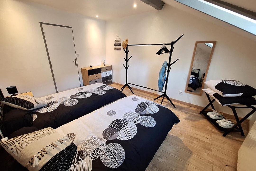 Photo of Others in Nolay