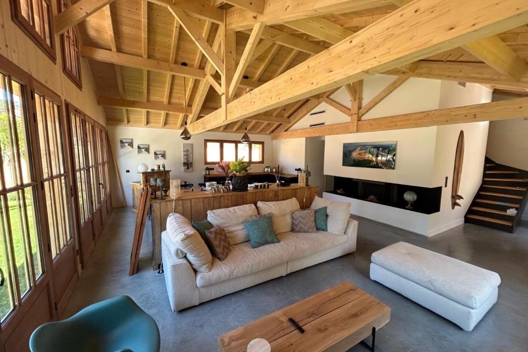 Photo of Others in Le Canon