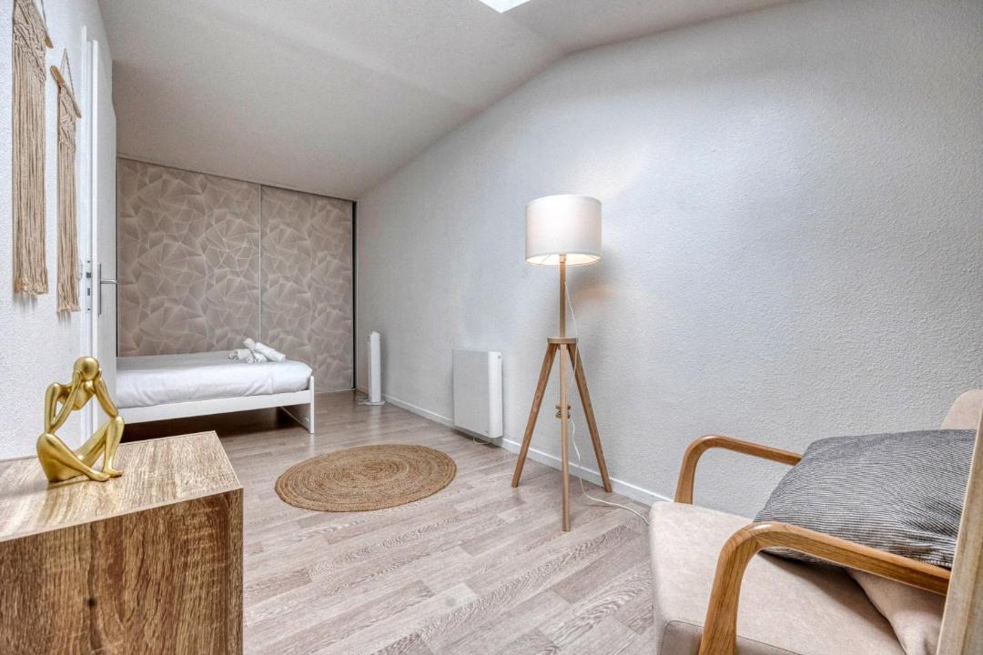 Photo of Others in Fontaine