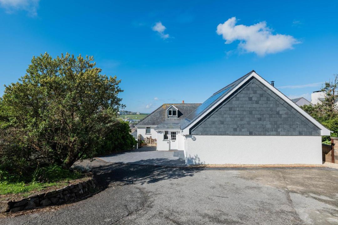 Photo of Others in Treator