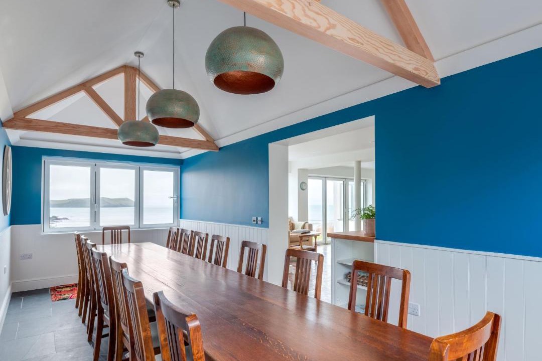 Photo of Others in Treator