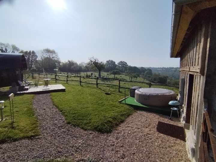 Photo of Others in Le Mesnil-Germain