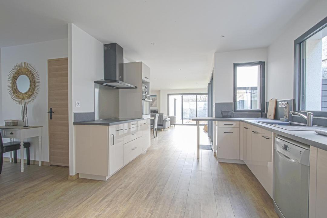 Photo of Others in La Demi-Lune