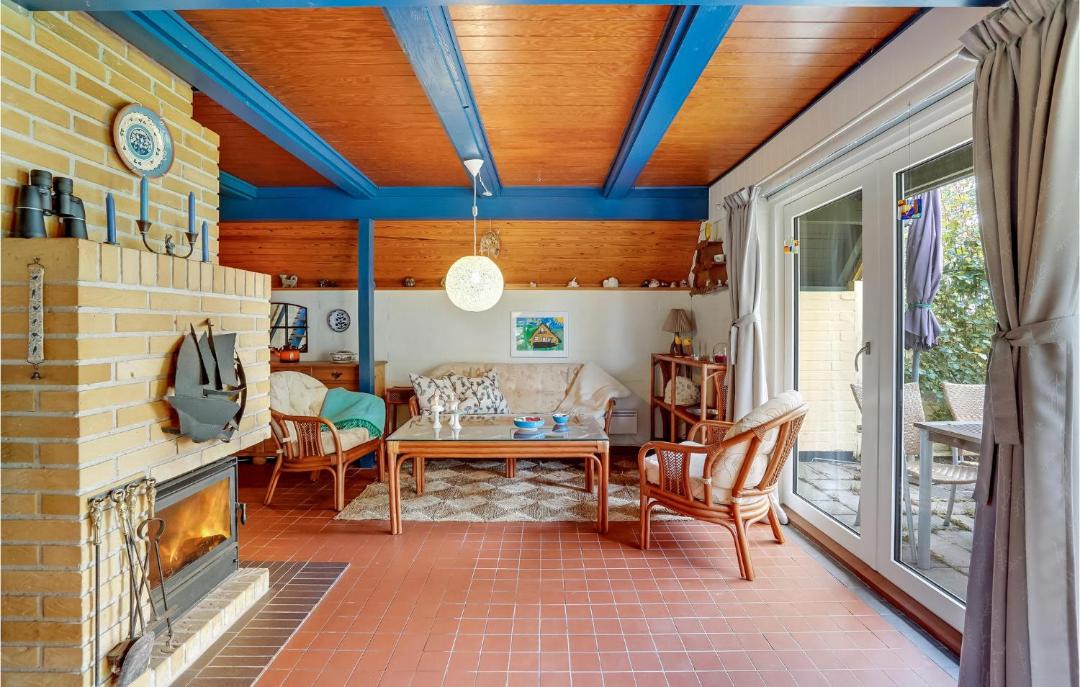 Photo of Others in Arø